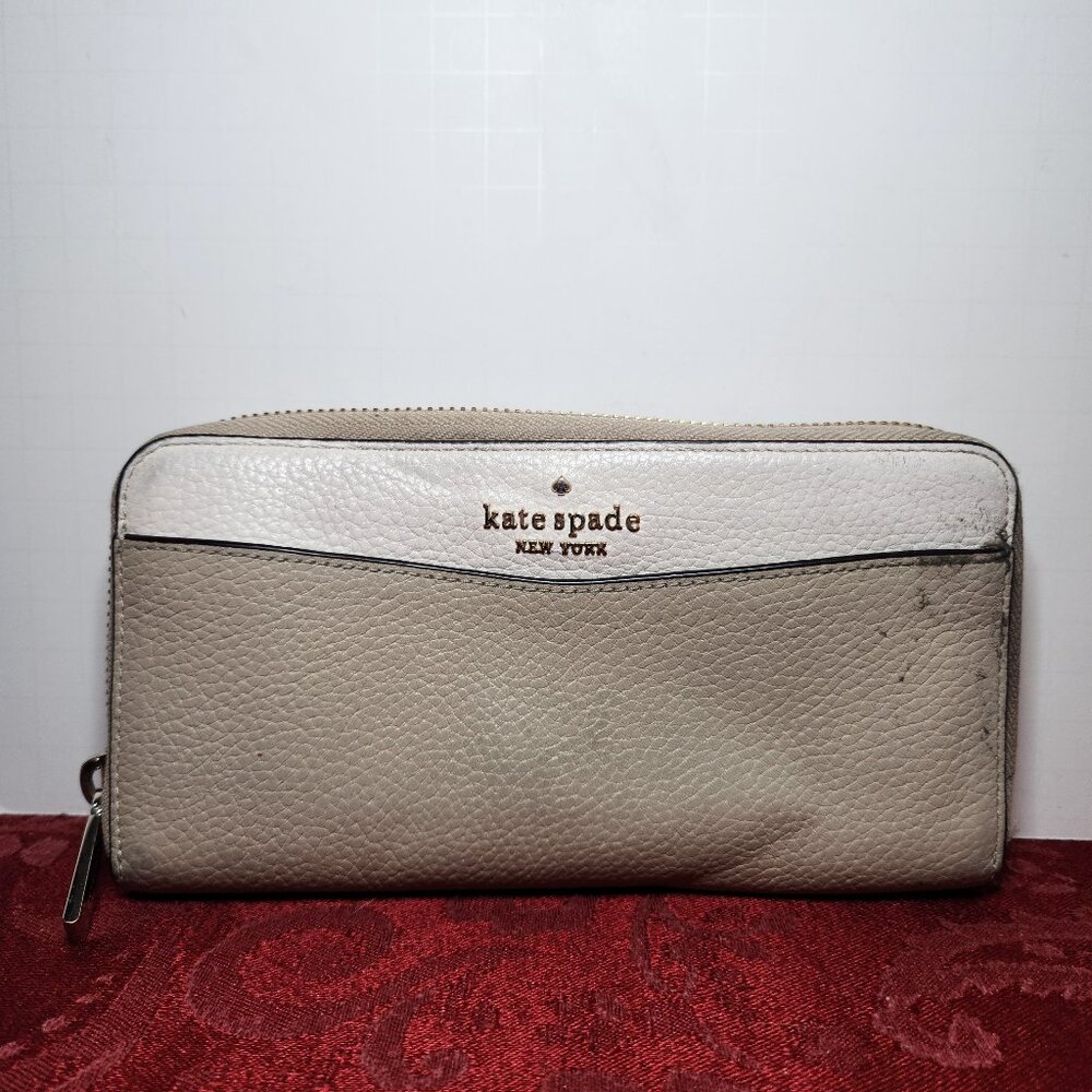 Kate Spade Grey White Leather Zip Up Bifold Long Wallet